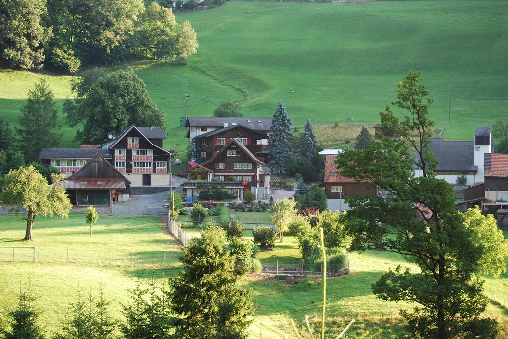 B&B Haus Zur Krone Oberriet Esterno foto